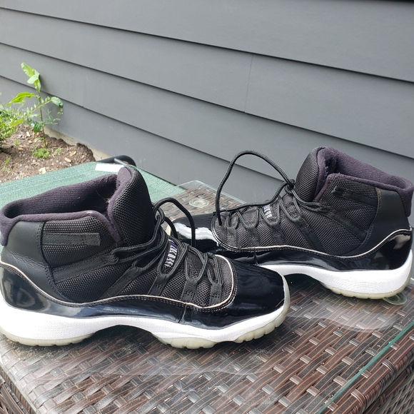 Air Jordan 11 Retro 'Space Jam' 2016 - Picture 4 of 9